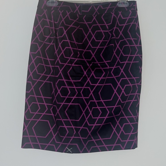 NEW J.Crew The Pencil Skirt size 4 - Picture 3 of 8